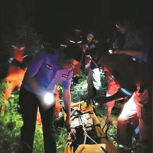 珠海跳海事故视频最新报道，事故细节、救援进展及背后故事