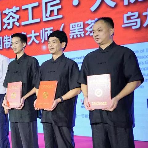 最新烘焙模式分析论文标题，现代烘焙技术发展趋势及其商业模式创新研究