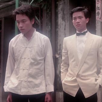 农村阿荣一家人的日常生活与奋斗故事