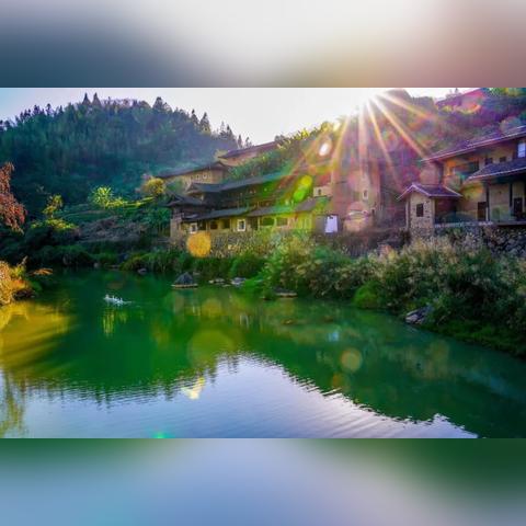 南靖高速塌方事件最新视频报道