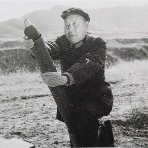 三炮故事解说大全最新一期，探寻传奇背后的真相